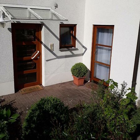 2-Zimmer-Ferienwohnung Gartenblick Rottweil Buitenkant foto