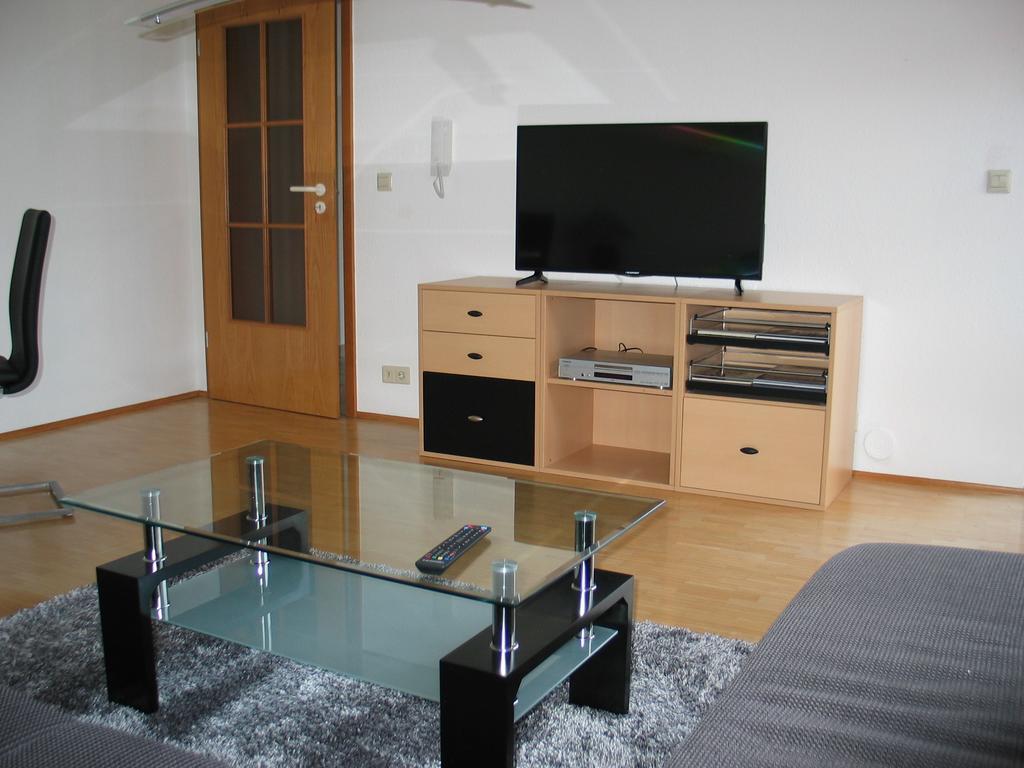 2-Zimmer-Ferienwohnung Gartenblick Rottweil Buitenkant foto